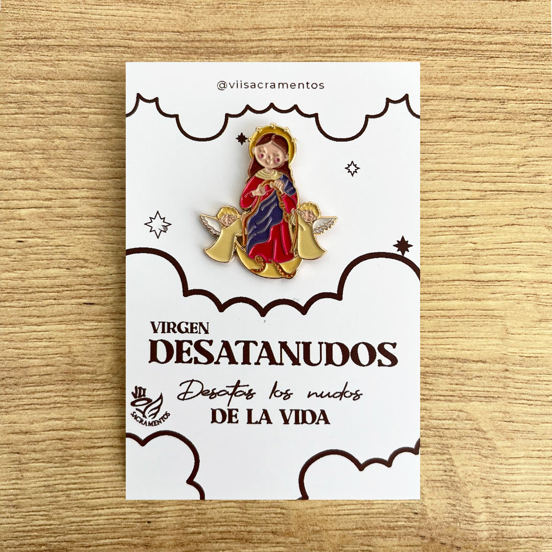 Our Lady Undoer of Knots enamel pin kawaii style Virgen Desatanudos Catholic pin handmade resin coated 3.3 cm devotional jewelry