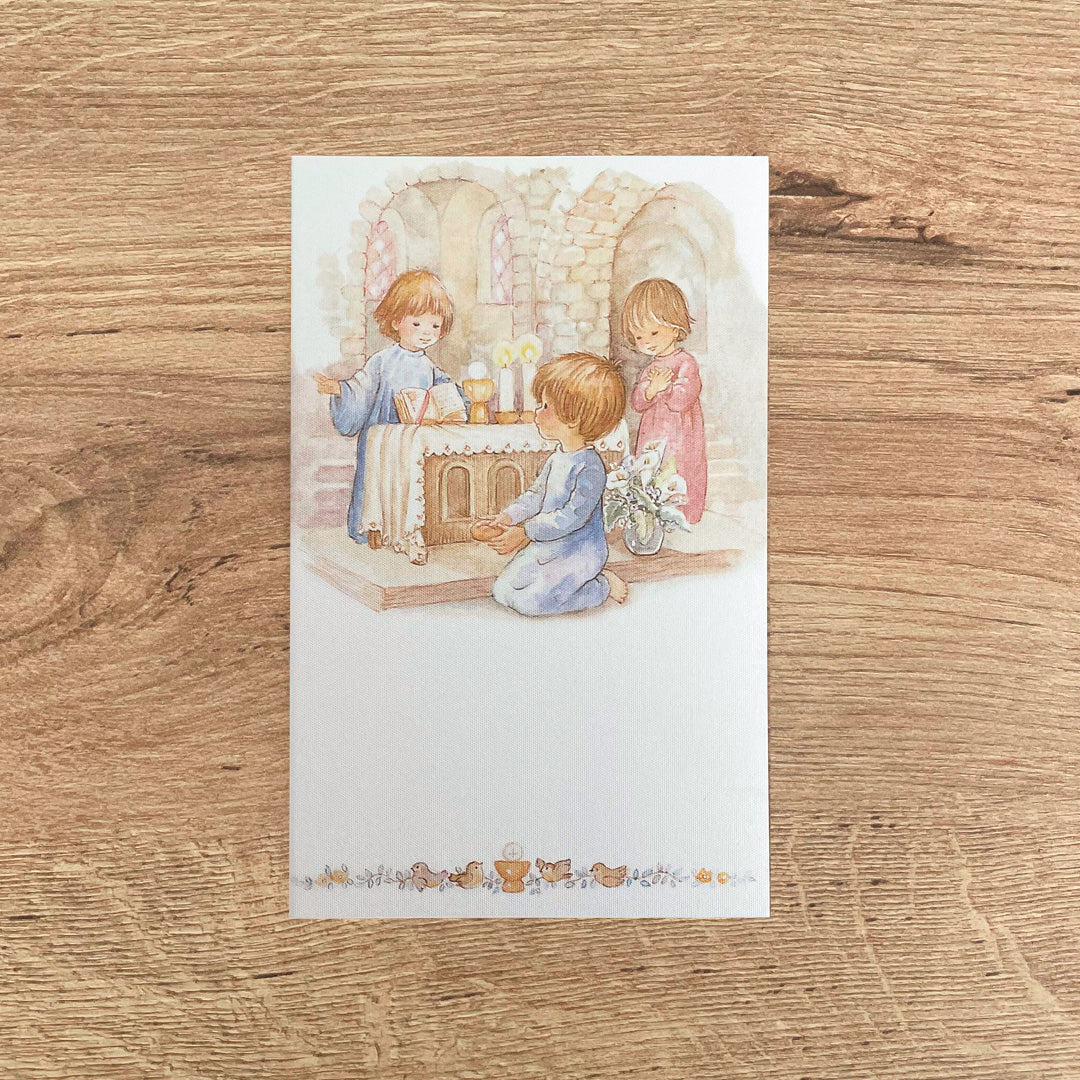 Spanish-Style First Communion Card with Altar and Three Children - Pack of 10 Units