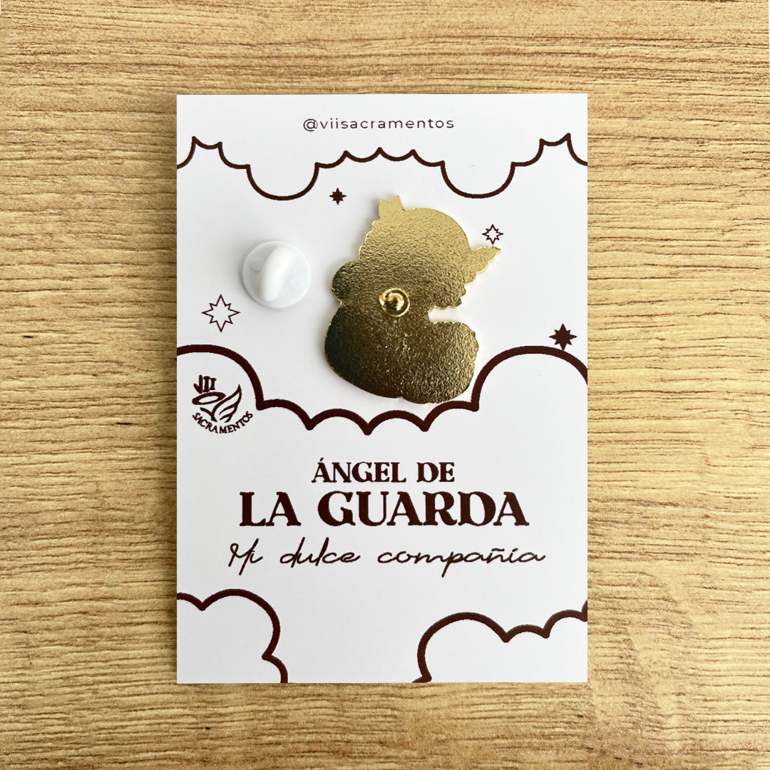 Guardian Angel enamel pin Ángel de la Guarda Catholic protection pin kawaii style VII Sacramentos handmade resin coated 3.2 cm devotional jewelry