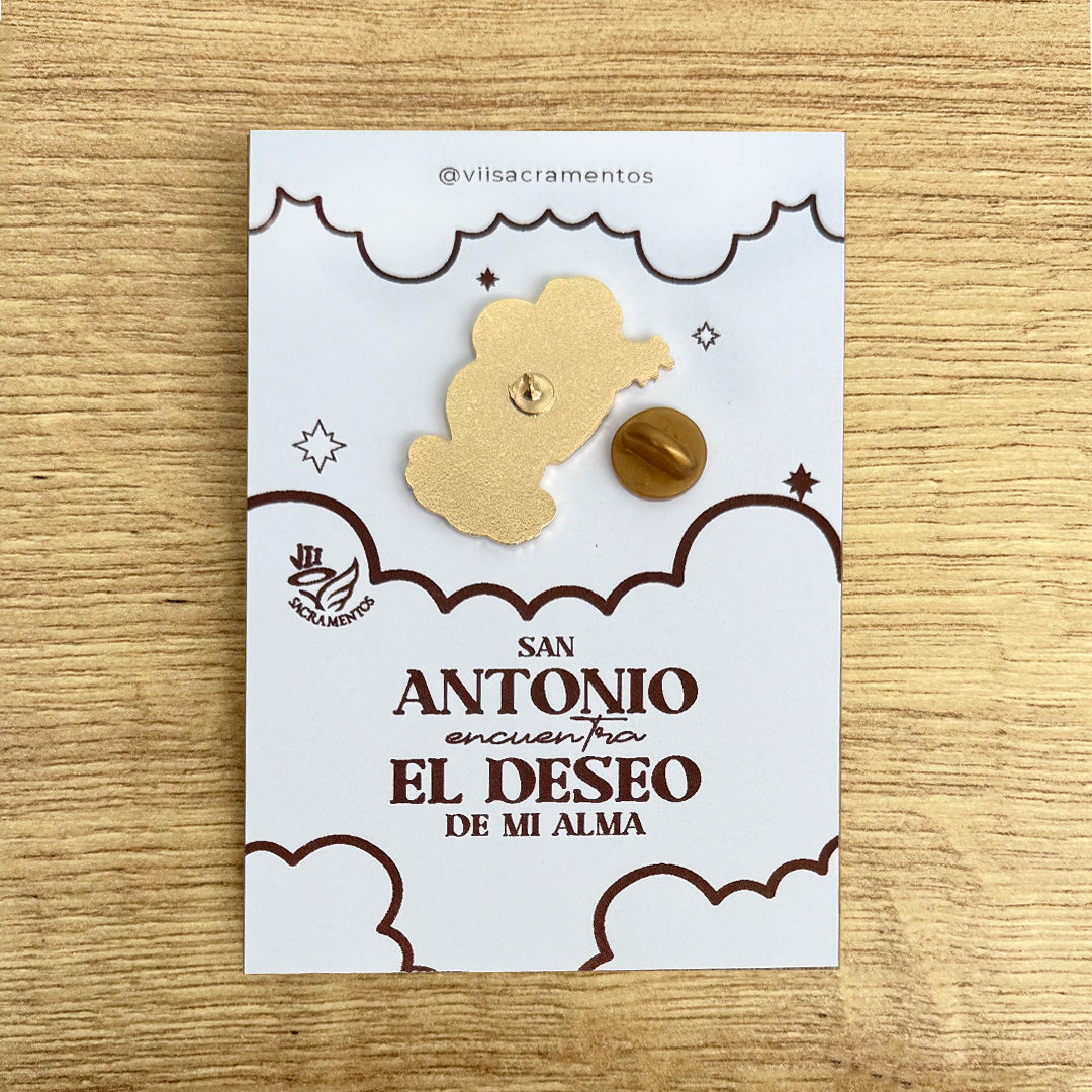 Saint Anthony enamel pin San Antonio Catholic devotional pin kawaii style VII Sacramentos handmade resin coated 3.2 cm religious jewelry