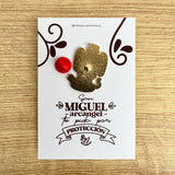 Archangel Michael enamel pin San Miguel Arcángel Catholic protection pin kawaii style VII Sacramentos handmade resin coated 3.3 cm devotional jewelry