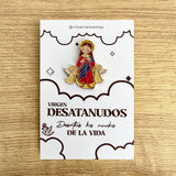 Our Lady Undoer of Knots enamel pin kawaii style Virgen Desatanudos Catholic pin handmade resin coated 3.3 cm devotional jewelry